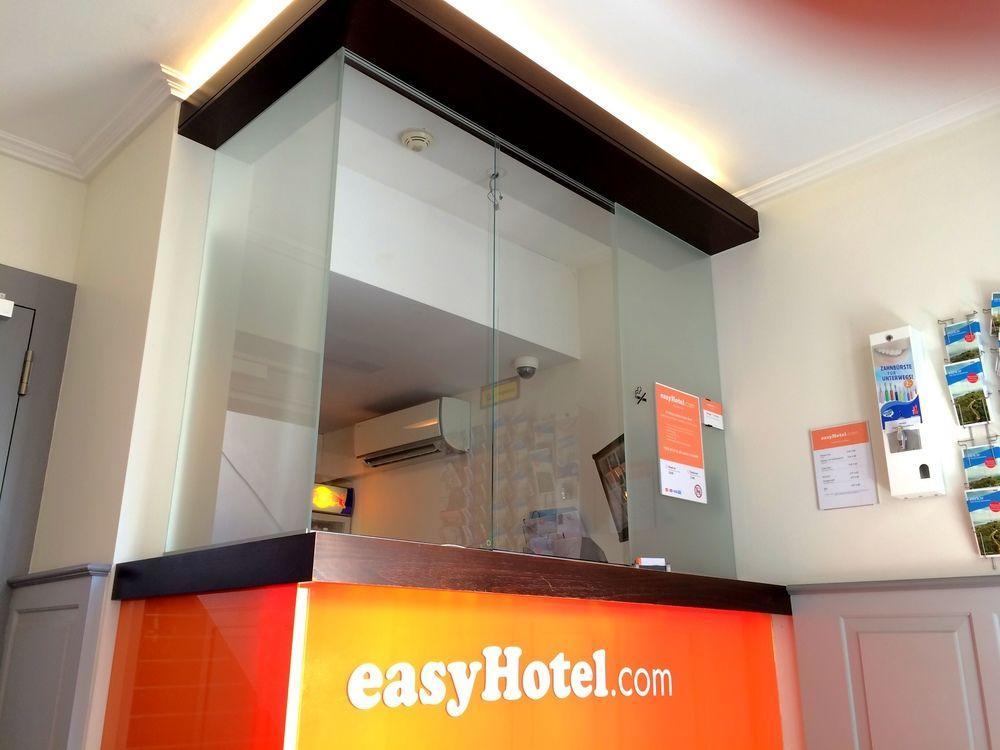 Easyhotel Zuerich City Centre Ngoại thất bức ảnh