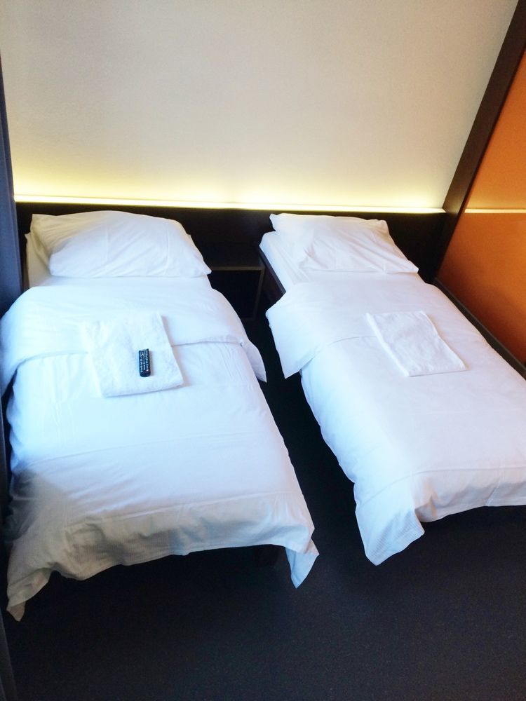 Easyhotel Zuerich City Centre Ngoại thất bức ảnh