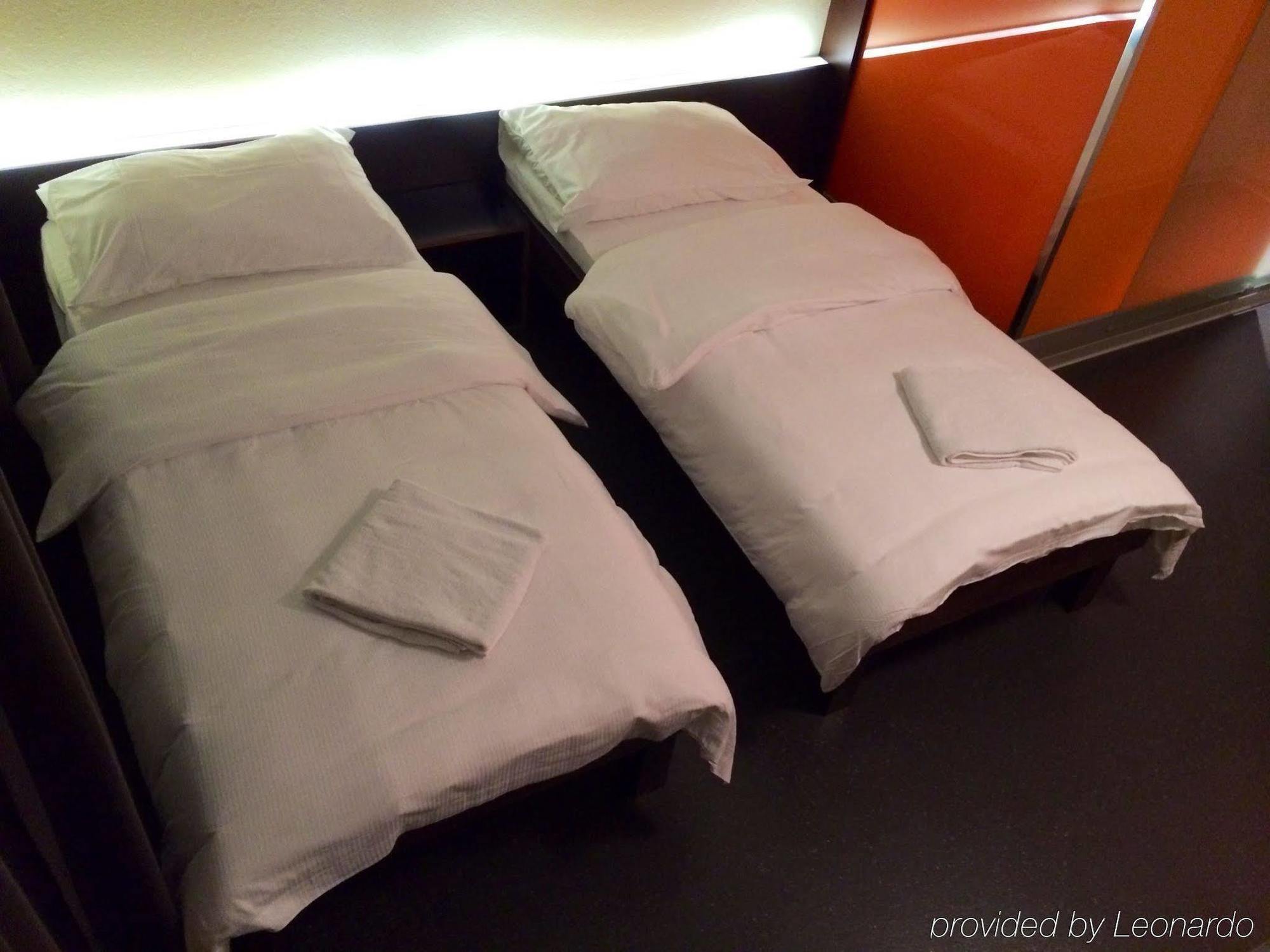 Easyhotel Zuerich City Centre Ngoại thất bức ảnh