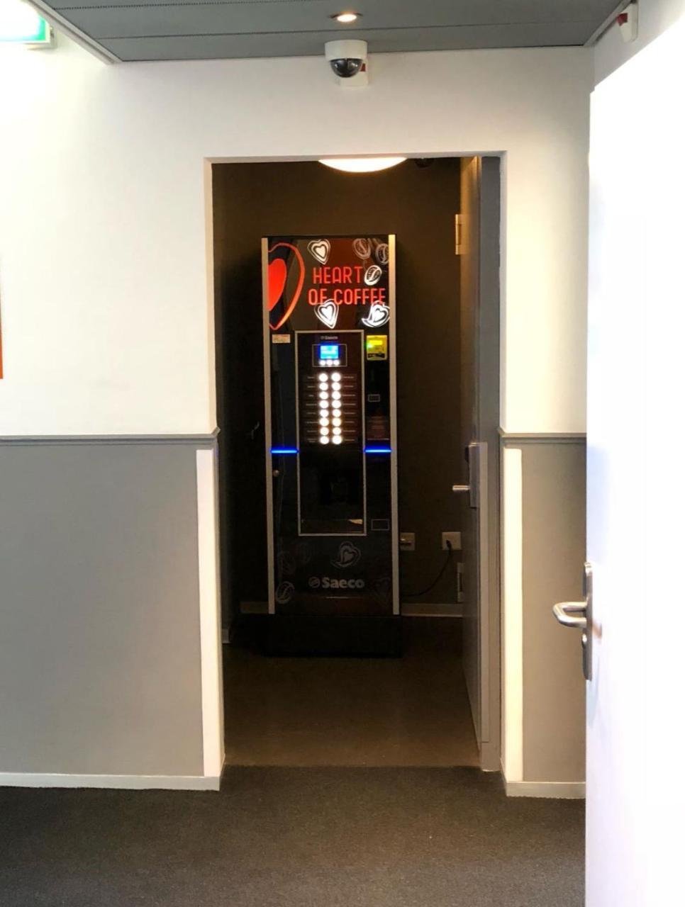 Easyhotel Zuerich City Centre Ngoại thất bức ảnh